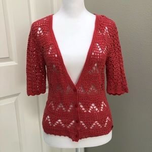 GUESS 3/4 SLEEVE BUTTON UP CROCHET CARDIGAN RED CORAL SMALL